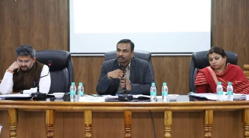 देहरादून में मतदाता सूची पुनरीक्षण की प्रगति पर समीक्षा, अधिकारियों को कड़े निर्देश