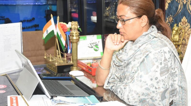 मंत्री रेखा आर्या ने सुना पीएम मोदी का ‘मन की बात’ कार्यक्रम, जनभागीदारी को बताया राष्ट्रहित का सशक्त माध्यम