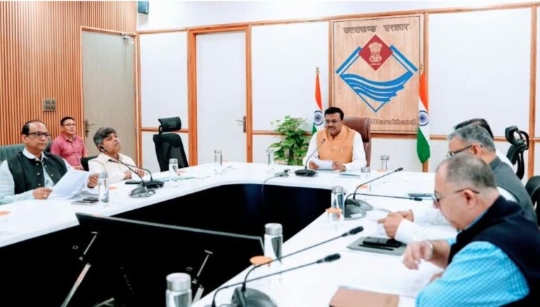 मुख्य सचिव ने की यूआईआईडीबी के प्रोजेक्ट्स की प्रगति की समीक्षा
